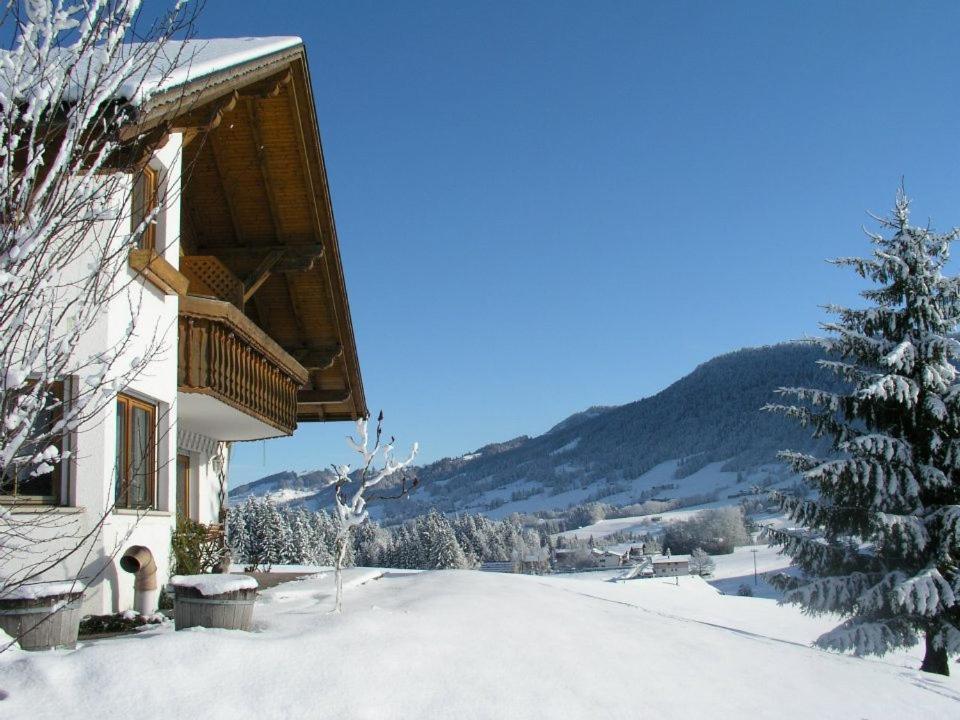Ferienwohnungen Pension Sonnblick Krumbach  Exteriör bild
