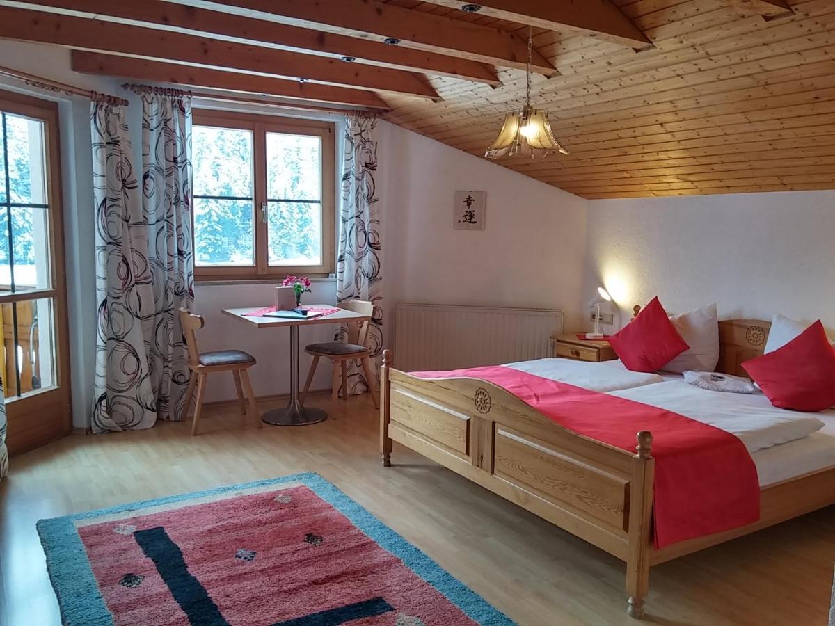 Ferienwohnungen Pension Sonnblick Krumbach  Exteriör bild
